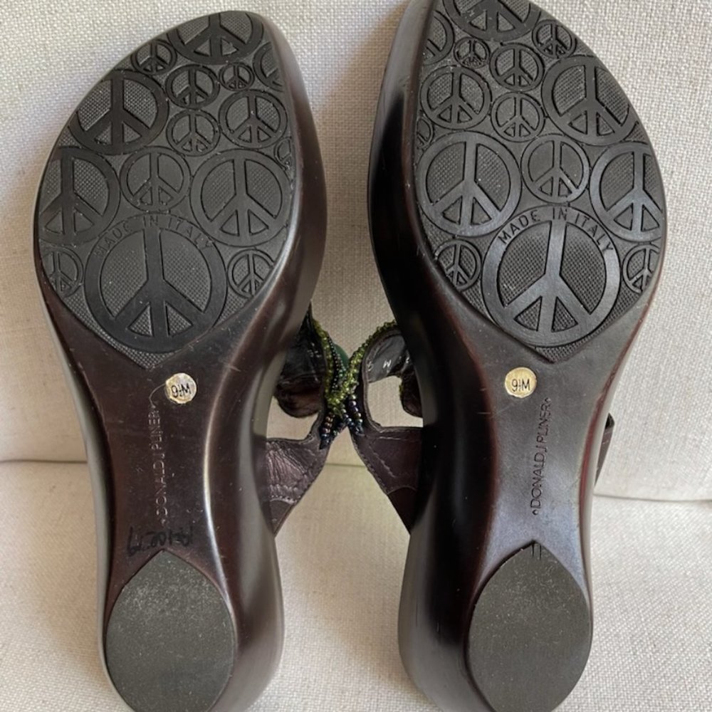 Donald J. Pliner CECE Platform Wedge Sandal Size 9